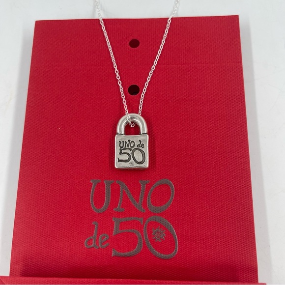 NEW! Uno de 50 Women’s Cincuenta Lock Pendant 18” Sterling Silver Chain Necklace - Picture 6 of 6